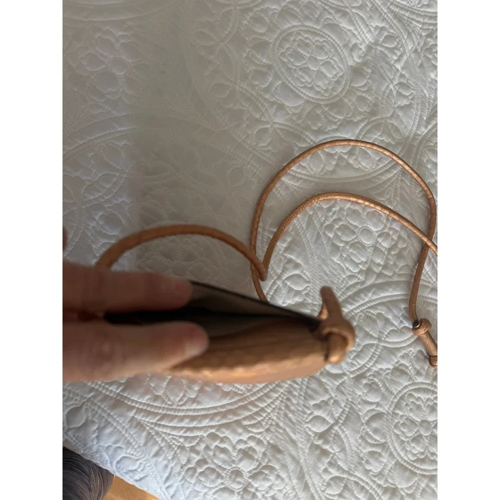 Vince Camuto Rose Gold Metallic Snakeskin Leather Crossbody Phone Wallet Bag